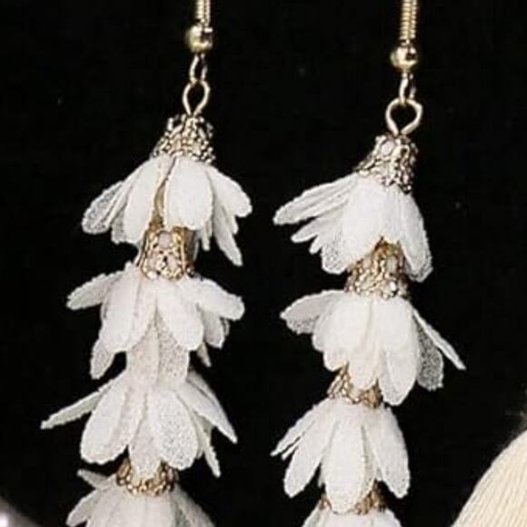 Gold Flower Drop Earrings - Picture 1 of 1